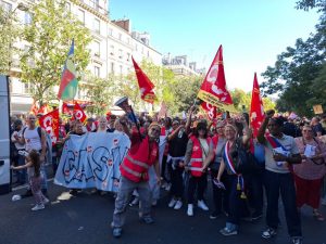 DÉNI, DISSOLUTION ou DÉMISSION ?